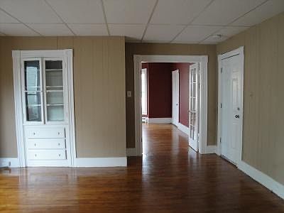 Building Photo 3