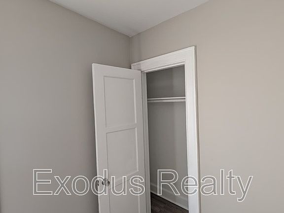 4th image of 1011 S 7th St