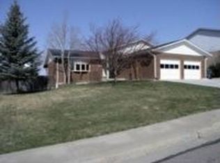 7208 Hawthorne Dr, Cheyenne, WY 82009