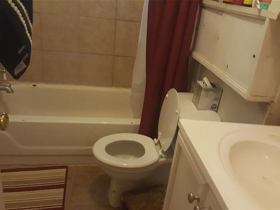2nd image of 7422 Sundown Dr