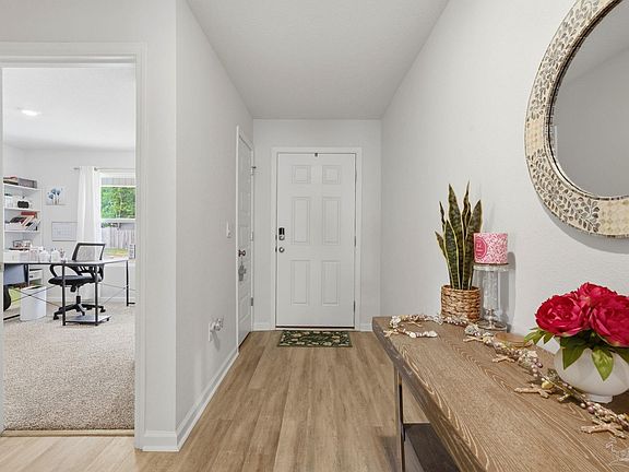 5th image of 1751 Paisleigh Dr