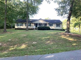 404 Lake Whelchel Dr, Gaffney, SC 29341