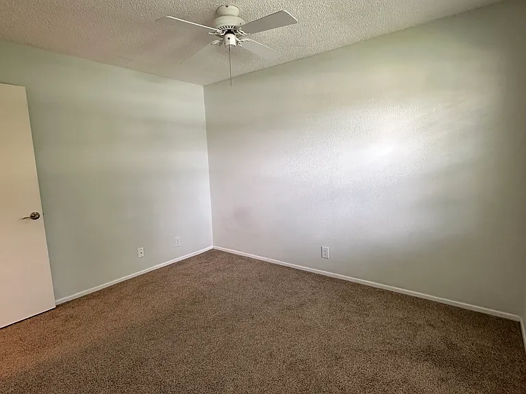 19505 Quesada Ave #U201 — Photo 14