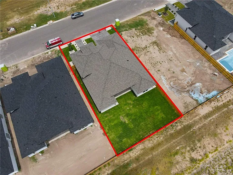 1017 Dolores St — Photo 30