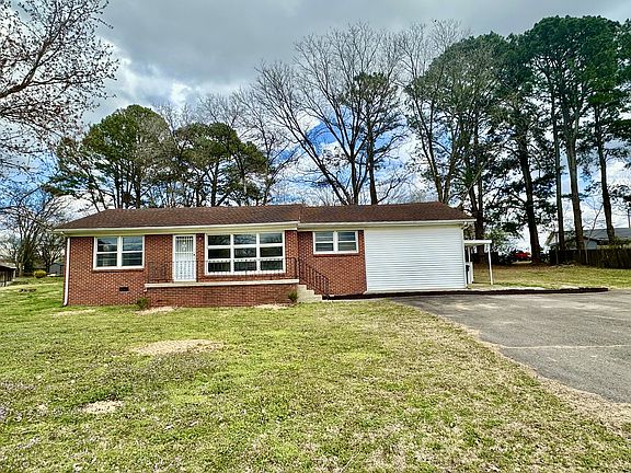 2nd image of 730 Rackley Dr