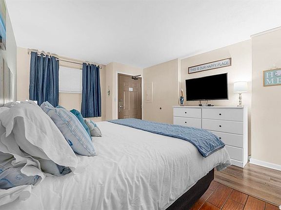 4th image of 2310 N Ocean Blvd. #602