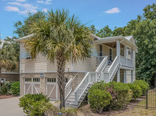 156 Harbourreef Dr, Pawleys Island, SC 29585