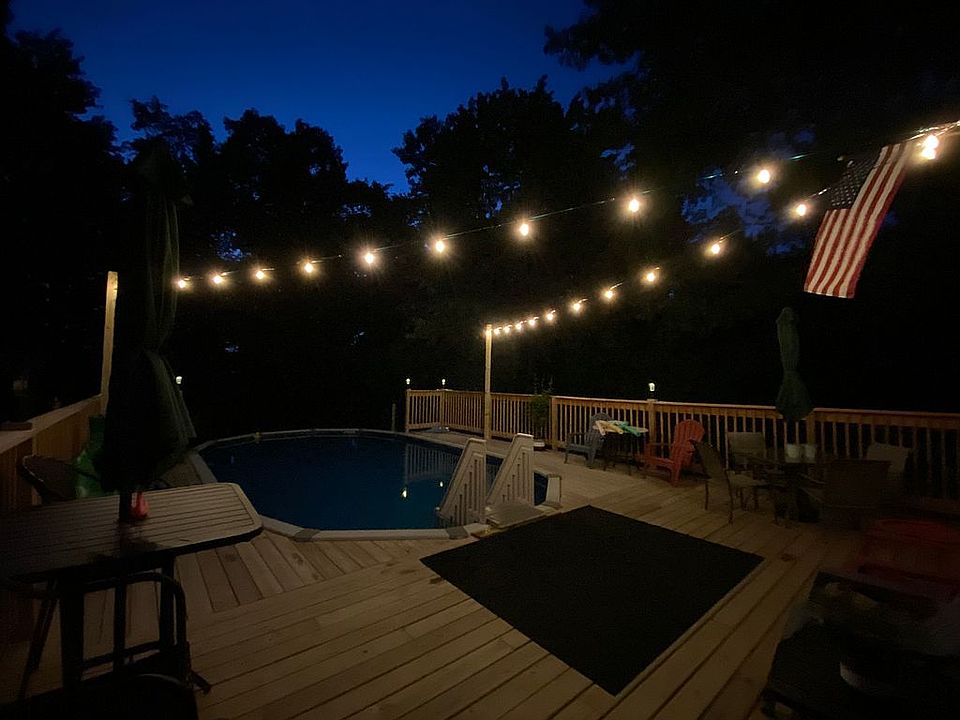 2nd image of 3814 Hillcrest Dr