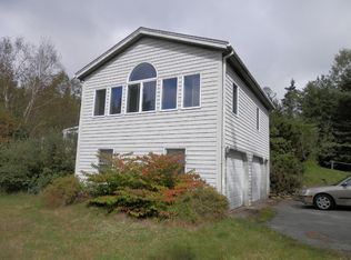 511 Rays Point Rd, Milbridge, ME 04658
