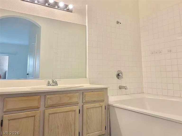 5525 W Flamingo Rd #1025 — Photo 13