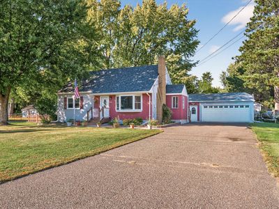 1615 Hammond Rd, White Bear Township, MN, 55110