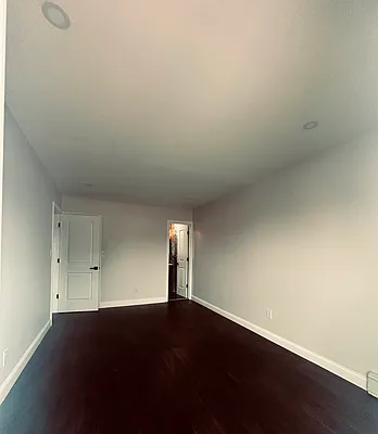 Rented by Corcoran | media 19