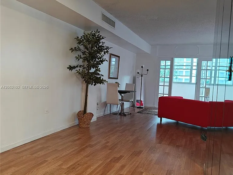 825 Brickell Bay Dr #350 — Photo 32