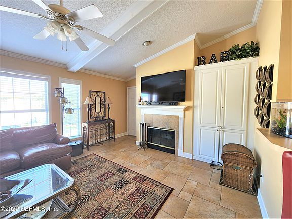 3rd image of 76 Jardin De Mer Pl #76