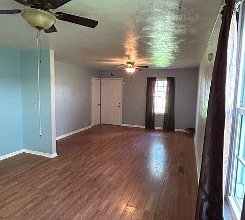 4th image of 5406 Sierra Ln
