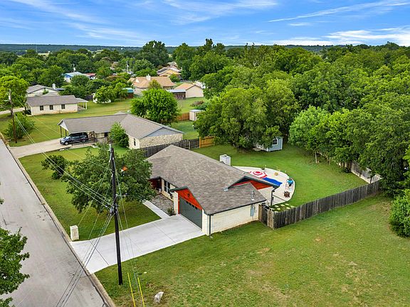 4th image of 703 Kincheloe