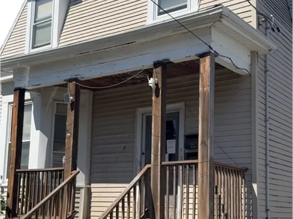 33 Parrott St, Lynn, MA 01902