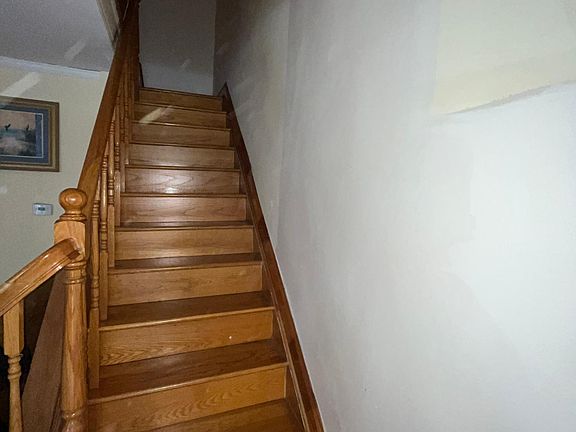 2nd image of 1964 E 29th St Floor 2
