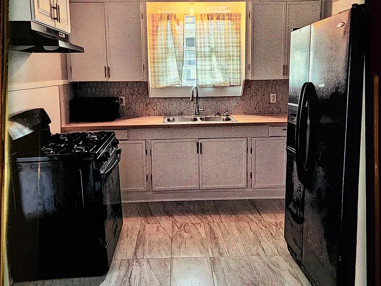 333 S Acadian Thruway #333 — Photo 9