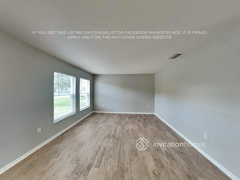 2223 Blackwood Dr — Photo 4