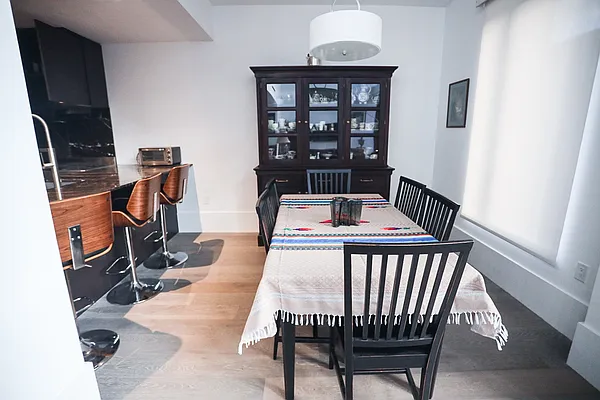 Rented by Compass | media 4