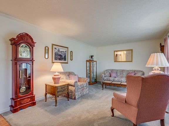 5th image of 130 Quillen Dr