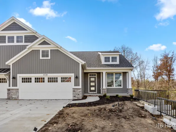 4728 Albright Ct, Wyoming, MI 49418