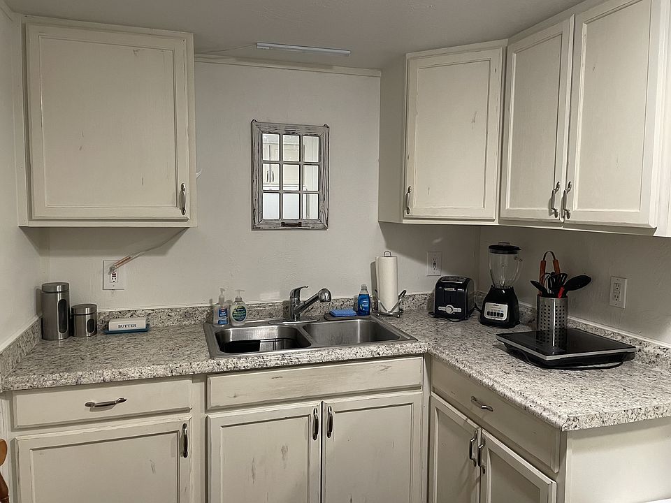 1st image of 259 Van Buren St #2