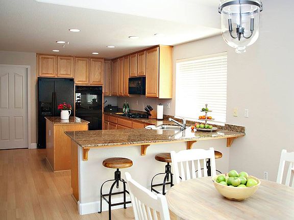 4th image of 316 Gailes Ct