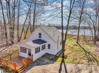7761 S Dyer Lake Rd, Falmouth, MI 49632