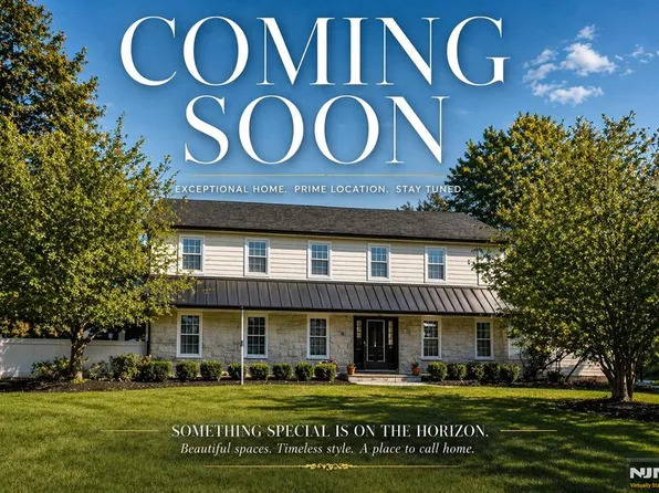 3 Osborne Ct, Mahwah, NJ 07430