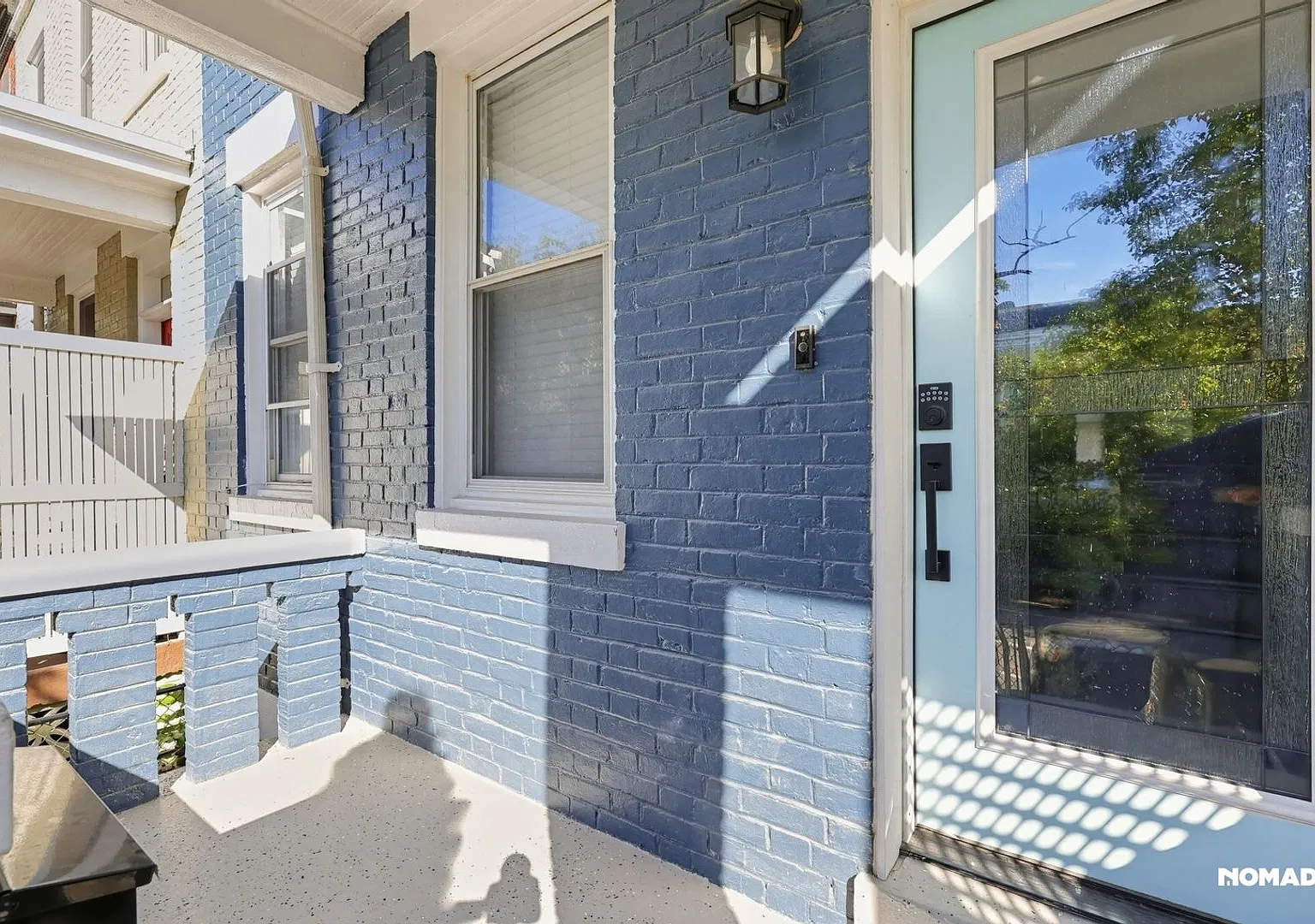 Charming 3 BR, 2.5 Bath Townhome on Capitol Hill — Photo 2
