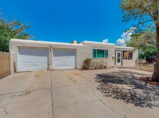 933 Indiana St SE, Albuquerque, NM 87108