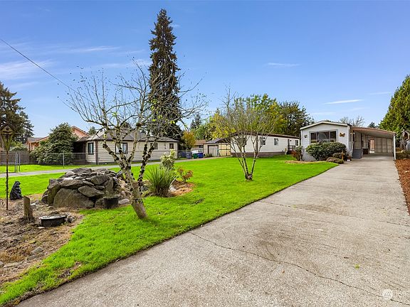 2nd image of 11821 44th Avenue S