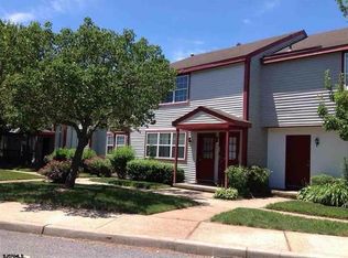 25 Oyster Bay Rd APT B, Absecon, NJ 08201