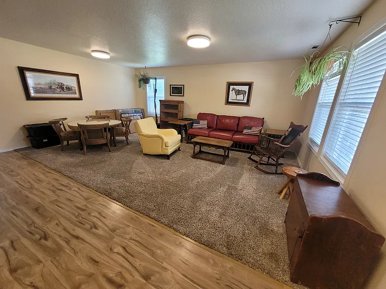 1655 E Fireside Dr — Photo 8