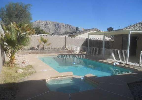 3rd image of 5986 Sundoro Dr