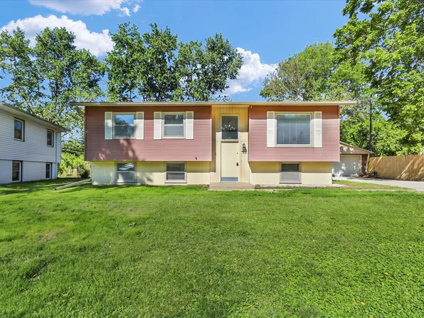 (undisclosed Address), Champaign, IL 61821