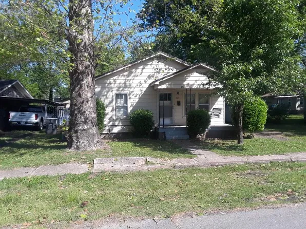 306 Locust St, Dardanelle, AR 72834