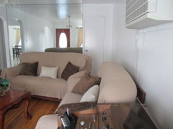 5th image of 11705 225th St