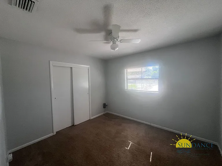 475 Andrew Dr — Photo 10
