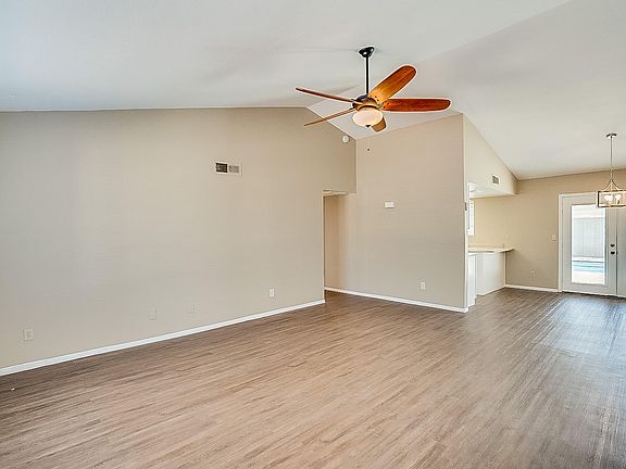 3rd image of 115 W Juanita Ave