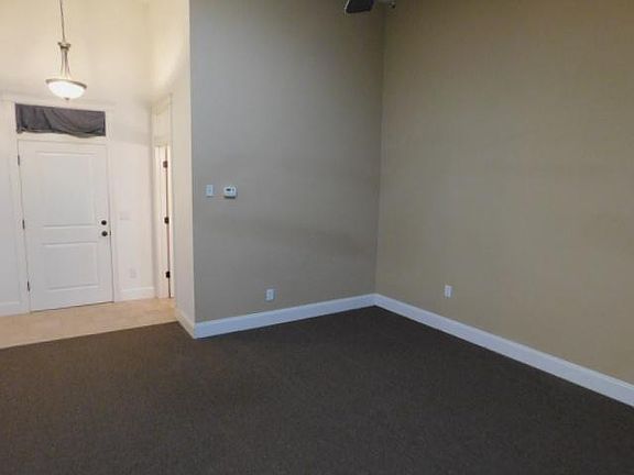 3rd image of 101 H St Ste 14