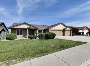 5024 Reagan Way, Pasco, WA 99301