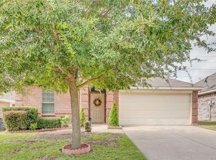 6629 Happy Trails Dr, Dallas, TX 75241