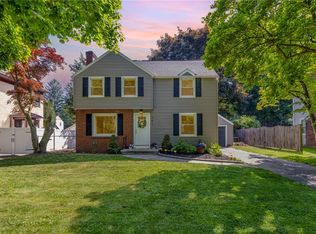 361 Thomas Ave, Rochester, NY 14617