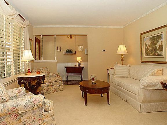 5th image of 7318 Heathermore Dr