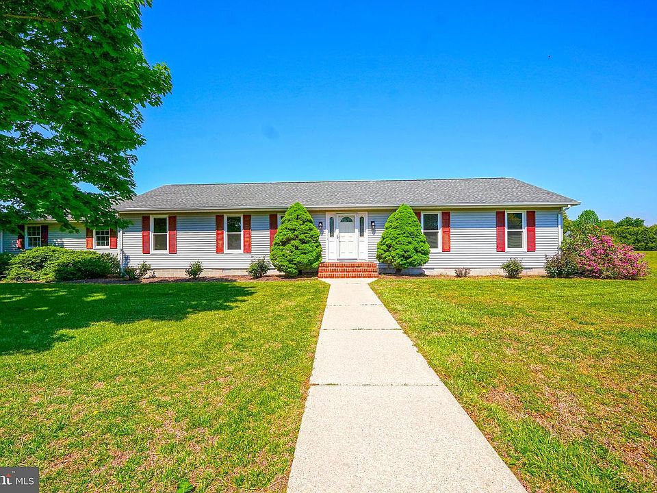 1st image of 17258 Ash Ct