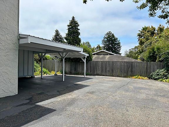 5th image of 5031 Wilder Dr