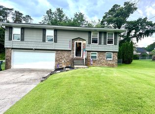 346 Branch Dr, Hixson, TN 37343